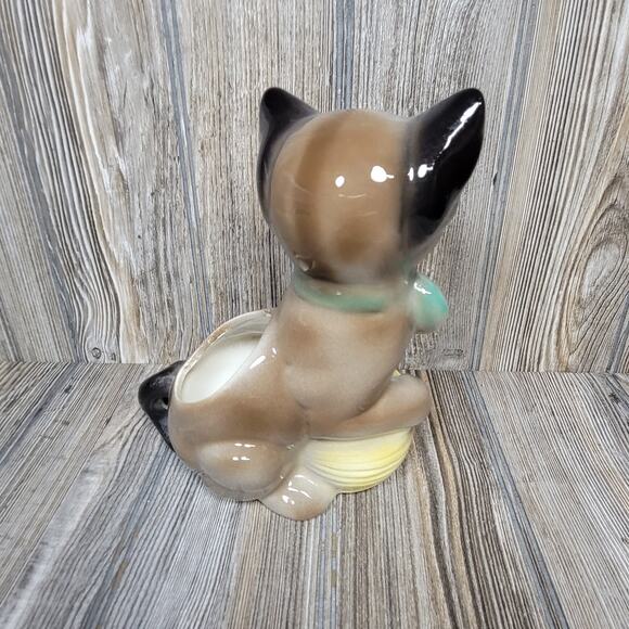 Vintage Royal Copley Cat & Yarn Ball Kitten Planter - Picture 4 of 6